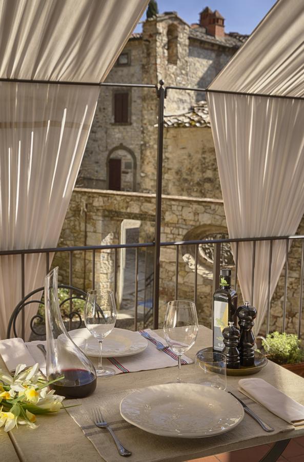 Le Suites Di Castello Di Ama Gaiole in Chianti Exterior photo